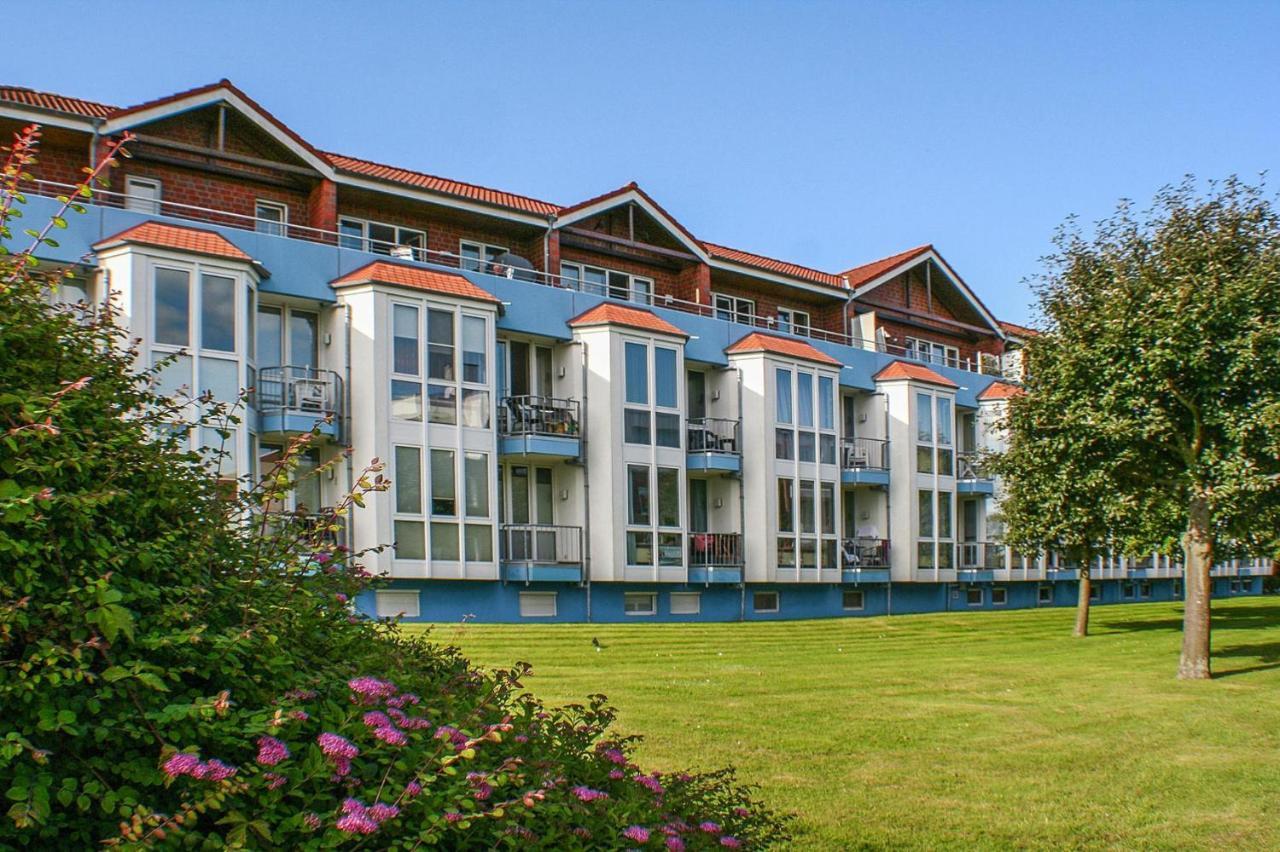 Apartment In Cuxhaven With A Shared Pool Exterior photo
